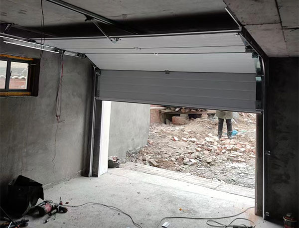 別墅車庫(kù)門