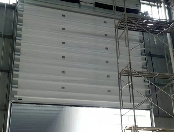 工業(yè)提升門